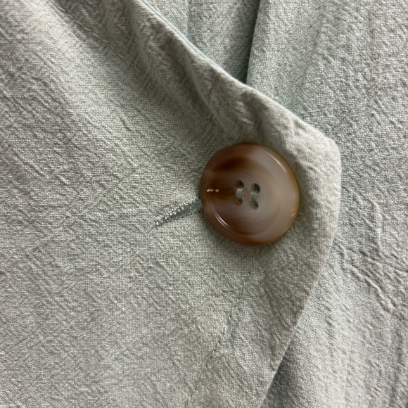 Sage green romper! Never worn! - Picture 3 of 4